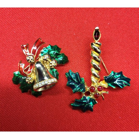 Christmas Pins/ Brooch Set of 2 Christmas Holly Berry marked "AK" & Holly Leaf B - Picture 3 of 10